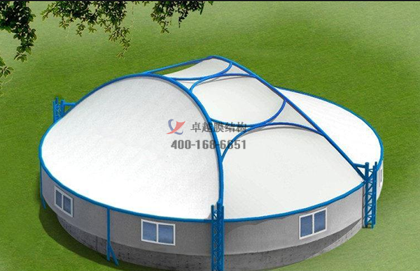 安陽(yáng)污水處理廠(chǎng)污泥池反吊膜結(jié)構(gòu)密封罩安裝 　　