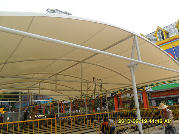 銅陵市膜結(jié)構(gòu)商場(chǎng)頂蓋【生產(chǎn)廠家】銅陵市步行街入口大門膜結(jié)構(gòu)遮陽(yáng)棚公司