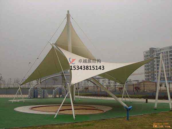 雞西<font color='red'>張拉膜結(jié)構(gòu)</font>景觀小品【案例圖片】