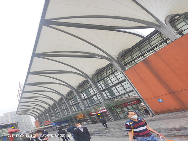 【PTFE膜結(jié)構(gòu)】上?；疖囌灸そY(jié)構(gòu)頂蓋