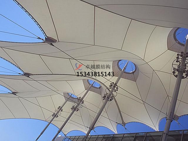 膜結(jié)構(gòu)多少錢一平方？