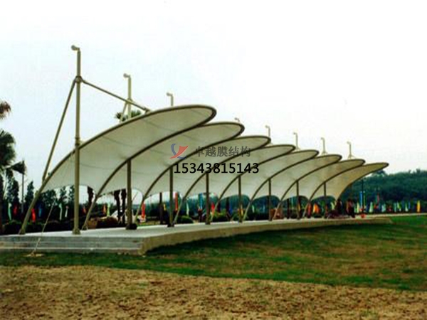 冬季搭建膜結(jié)構(gòu)需要注意事項有哪些？