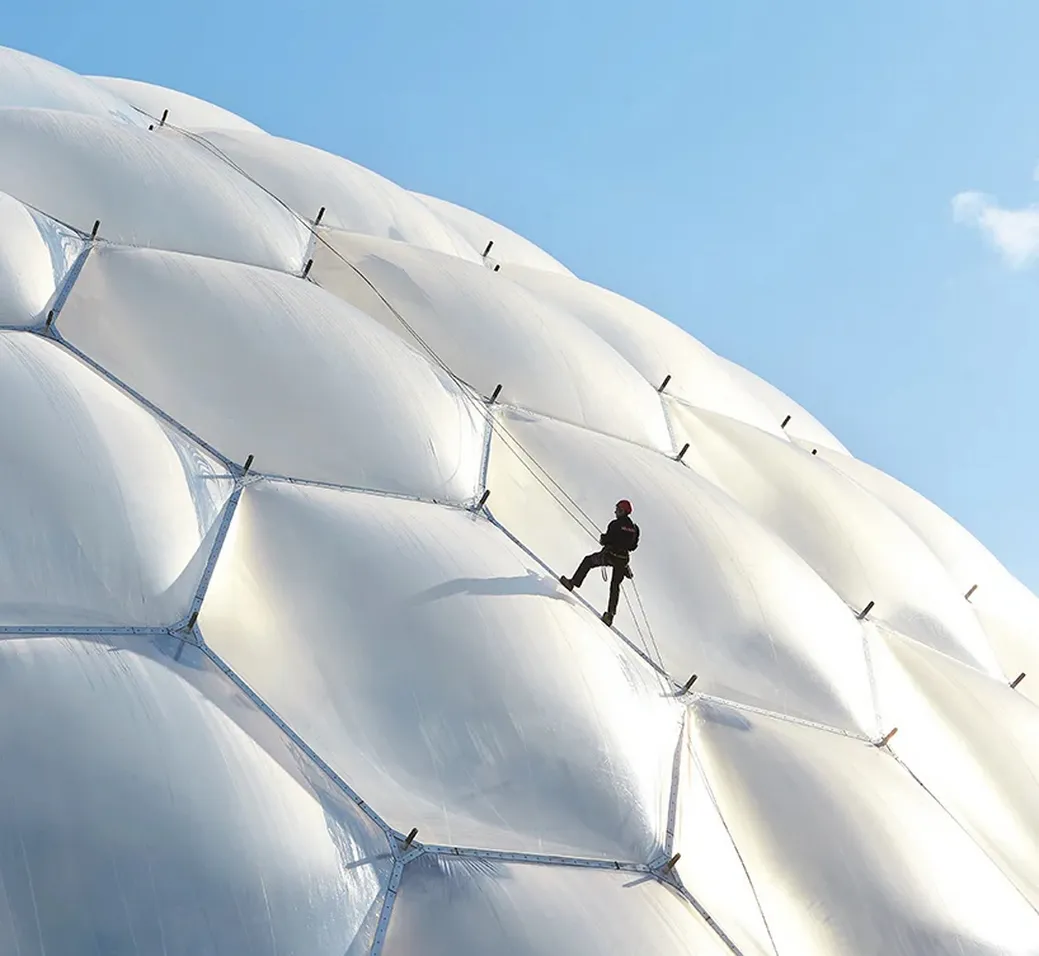 怎么做ETFE膜結(jié)構建筑才省錢？