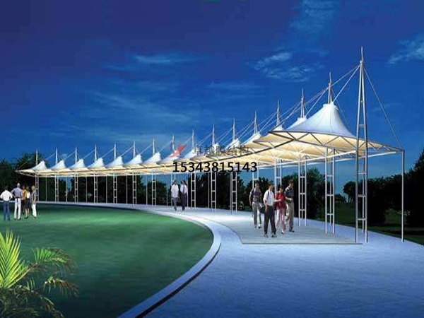  高爾夫球場膜結(jié)構(gòu)是怎么安裝得？