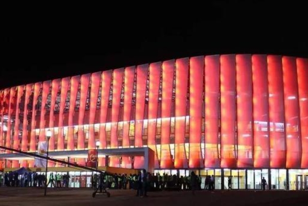 怎么選擇靠譜的索膜結構生產廠家？