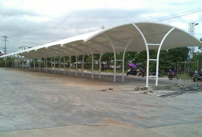 索<font color='red'>膜結(jié)構(gòu)車棚</font>定制需要怎么選擇生產(chǎn)廠家？