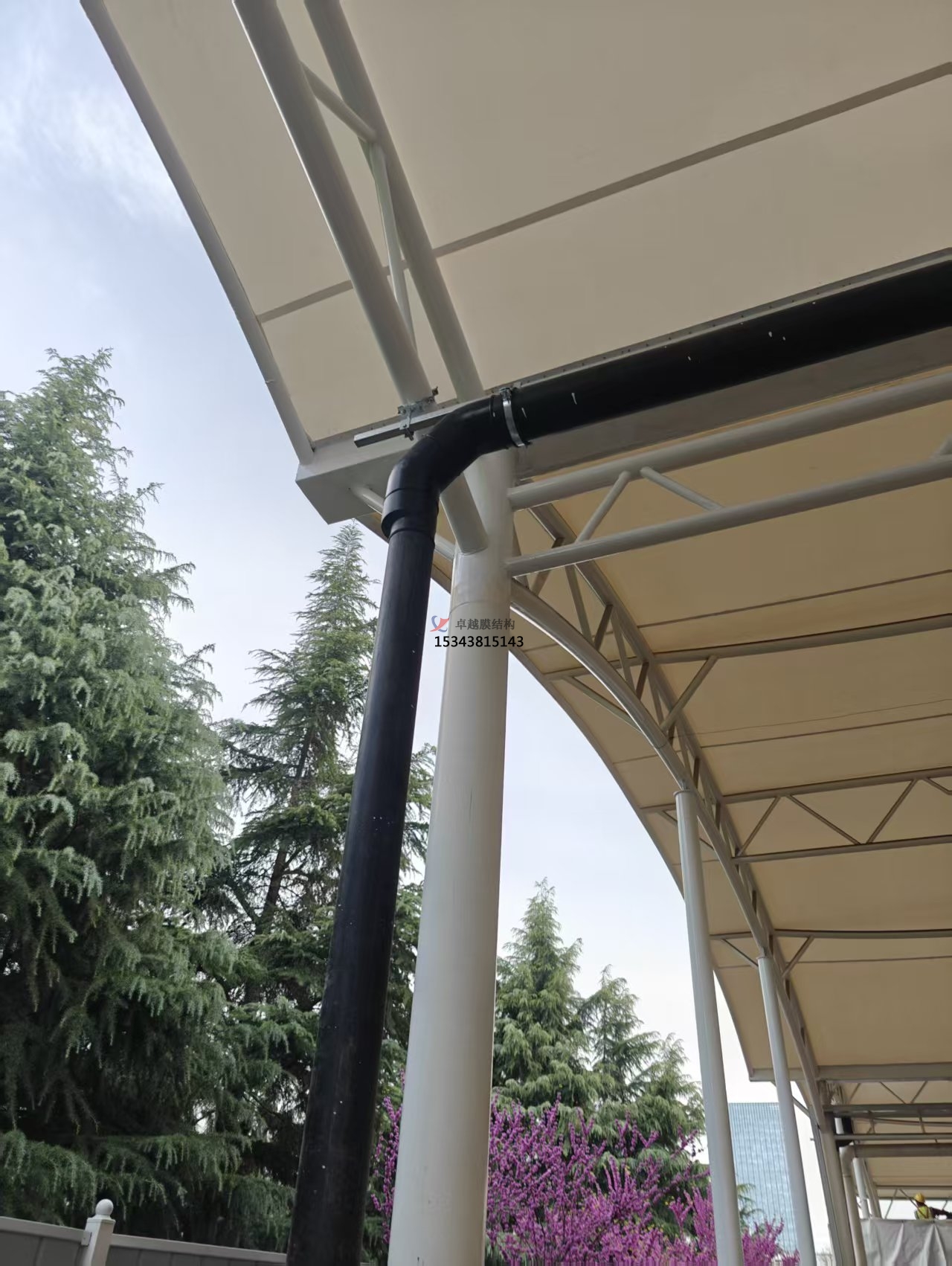 屋面虹吸排水系統(tǒng)的安裝過程