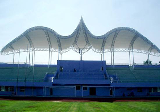 高爾夫膜結(jié)構(gòu)應(yīng)該怎樣選擇合適的膜材？