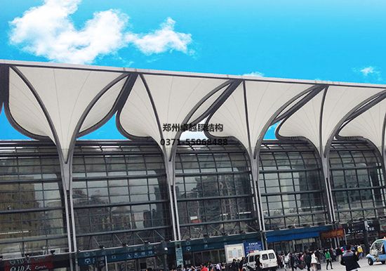 膜結(jié)構雨棚的找形過程分析